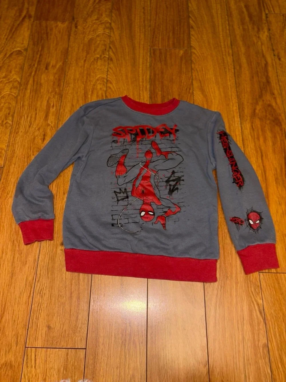 Marvel Spider-Man gray sweatshirt